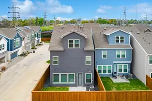 10981 Swang Link Dr, Houston, TX 77043 - Photo 28