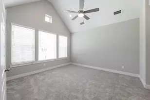 10981 Swang Link Dr, Houston, TX 77043 - Photo 12
