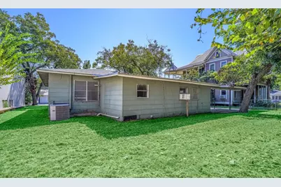 242 W Fannin, La Grange, TX 78945 - Photo 2