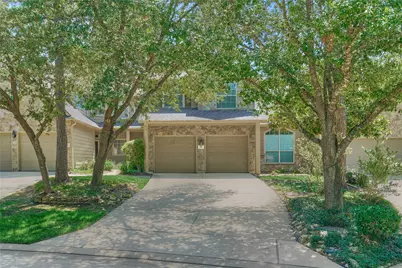 66 Valley Oaks Circle, The Woodlands, TX 77382 - Photo 2