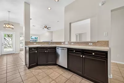 4903 Chappel Hill Drive, Missouri City, TX 77459 - Photo 10