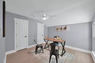 13 Moon Valley Court, Panorama Village, TX 77304 - Photo 18