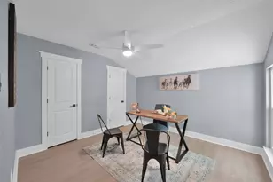 13 Moon Valley Ct, Panorama Village, TX 77304 - Photo 18