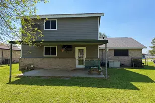 1415 Avenue E, Danbury, TX 77534 - Photo 26