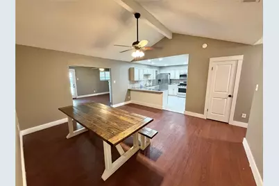 1415 Avenue E, Danbury, TX 77534 - Photo 4