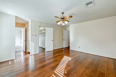 2438 Hodges Bend Circle, Sugar Land, TX 77479 - Photo 34