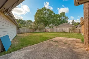 2438 Hodges Bend Cir, Sugar Land, TX 77479 - Photo 46