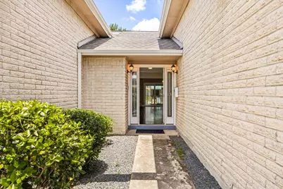 9232 Vickijohn Drive, Houston, TX 77031 - Photo 2