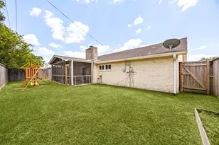 9232 Vickijohn Dr, Houston, TX 77031 - Photo 30