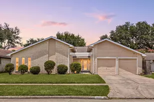 9232 Vickijohn Dr, Houston, TX 77031 - Photo 32