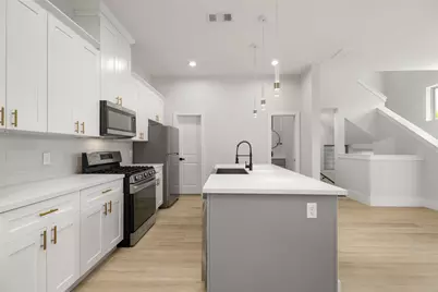 4311 Oats Street #B, Houston, TX 77020 - Photo 8
