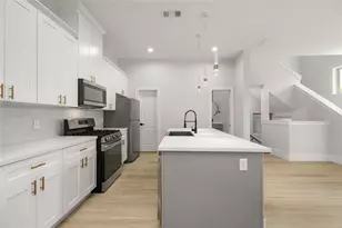 4311 Oats St, Houston, TX 77020 - Photo 8