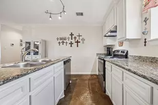 2636 Lily St, Pasadena, TX 77503 - Photo 18