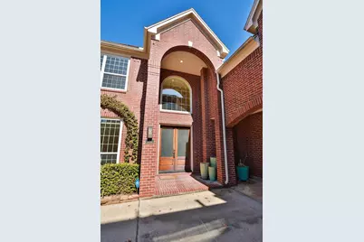 106 N Wynden Estates Court, Houston, TX 77056 - Photo 4
