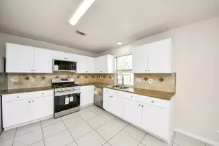 6950 Sterling Meadow Dr, Katy, TX 77449 - Photo 18