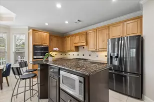 2909 Silver Maple Ct, Friendswood, TX 77546 - Photo 12