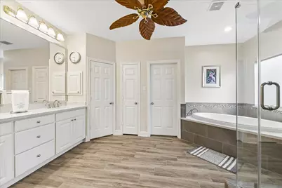 2909 Silver Maple Court, Friendswood, TX 77546 - Photo 18