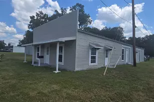 2602 Richmond Rd, Wharton, TX 77488 - Photo 1