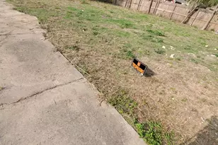 2915 Rosalie St St, Houston, TX 77004 - Photo 2