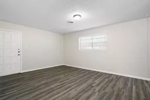 118 Johnson St, La Marque, TX 77568 - Photo 2