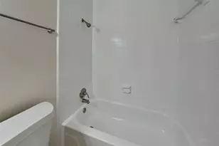 2631 Sherwood Hollow Ln, Houston, TX 77339 - Photo 16