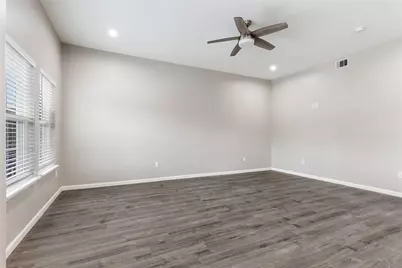 1321 E 35th Street, Houston, TX 77022 - Photo 8