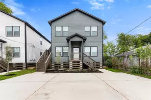 1321 E 35th St, Houston, TX 77022 - Photo 2