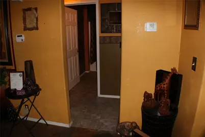 9401 Hillis Street, Houston, TX 77028 - Photo 10