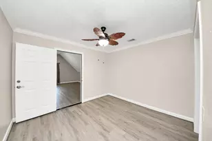 343 Brompton Ct, Highlands, TX 77562 - Photo 22