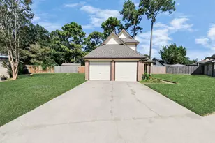 343 Brompton Ct, Highlands, TX 77562 - Photo 4