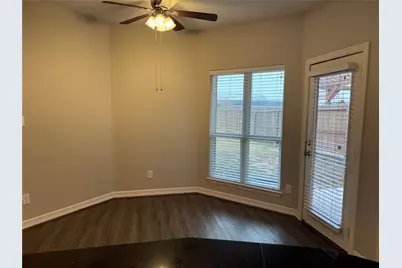 717 High Oaks, Bellville, TX 77418 - Photo 6