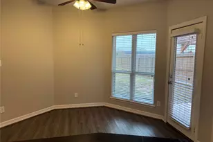 717 High Oaks, Bellville, TX 77418 - Photo 6