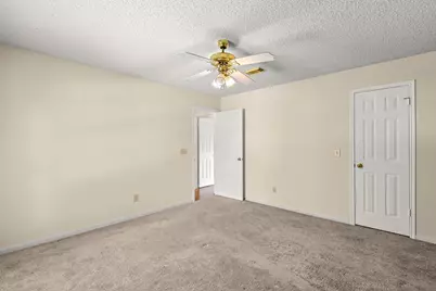 10118 Prospect Hill Drive, Houston, TX 77064 - Photo 24