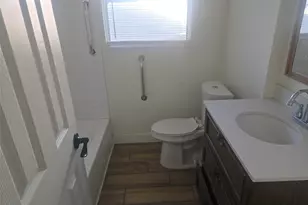 4214 Beran Dr, Houston, TX 77045 - Photo 12