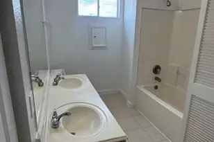 6289 Wilcrest Dr, Houston, TX 77072 - Photo 10