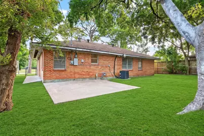 530 Globe Street, Houston, TX 77034 - Photo 32
