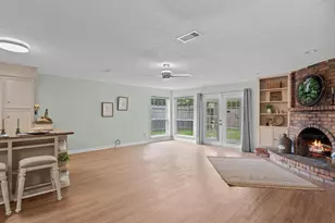 887 Silverpines Rd, Houston, TX 77062 - Photo 6