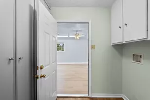 887 Silverpines Rd, Houston, TX 77062 - Photo 24