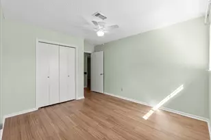 887 Silverpines Rd, Houston, TX 77062 - Photo 36