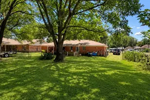 403 E 11th St, Thornton, TX 76687 - Photo 2