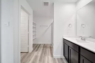 12310 Greenwood Gate Dr, Houston, TX 77047 - Photo 18