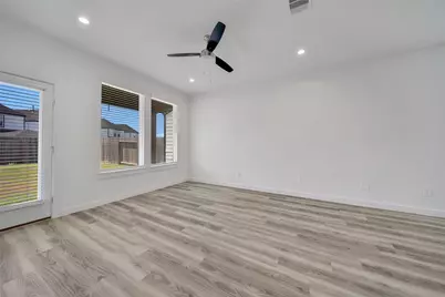 12310 Greenwood Gate Drive, Houston, TX 77047 - Photo 10