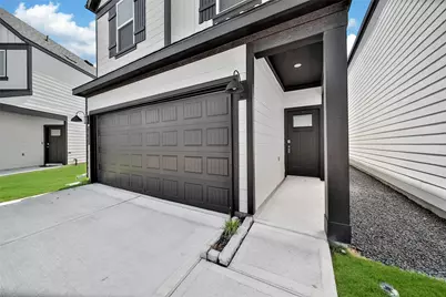 12310 Greenwood Gate Drive, Houston, TX 77047 - Photo 2