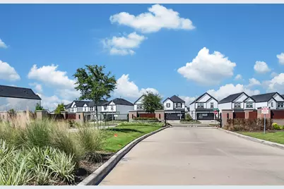 12310 Greenwood Gate Drive, Houston, TX 77047 - Photo 34