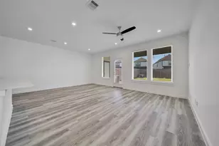 12310 Greenwood Gate Dr, Houston, TX 77047 - Photo 8