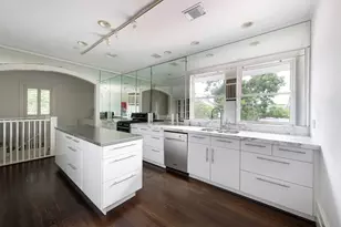 3416 Audubon Pl, Houston, TX 77006 - Photo 8