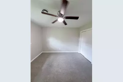 7705 Parker Road, Houston, TX 77016 - Photo 14