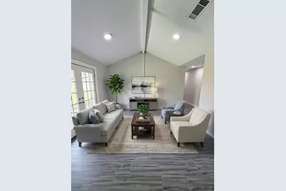 7705 Parker Road, Houston, TX 77016 - Photo 2