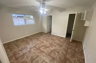 4222 Brookston St, Houston, TX 77045 - Photo 10