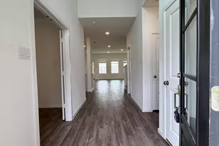 9807 Keystone Meadows, Baytown, TX 77521 - Photo 4